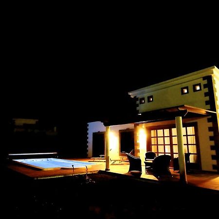 Villa Alejandro Playa Blanca  Szoba fotó